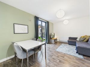 LOUNGE/DINING AREA- click for photo gallery